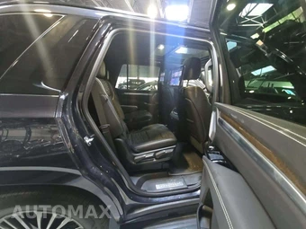 2025 Cadillac Escalade Sport Platinum - miniatura 17