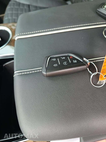 2025 Cadillac Escalade Sport Platinum - miniatura 8