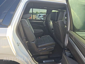 2025 Cadillac Escalade V-Series - miniatura 13