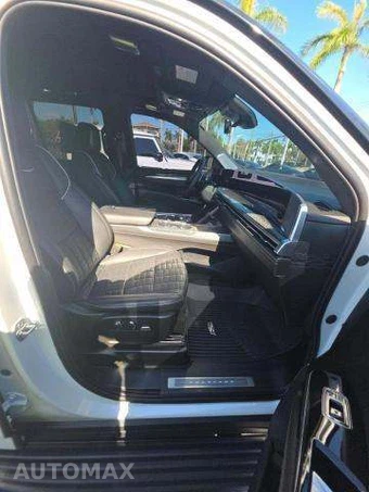 2025 Cadillac Escalade V-Series - miniatura 19