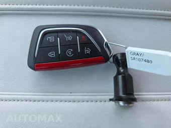2025 Cadillac Escalade V-Series - miniatura 8