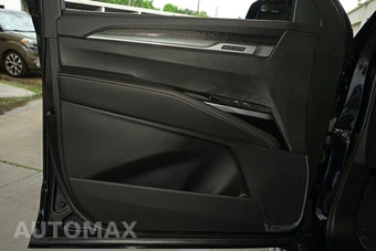 2025 Cadillac Escalade V-Series - miniatura 35