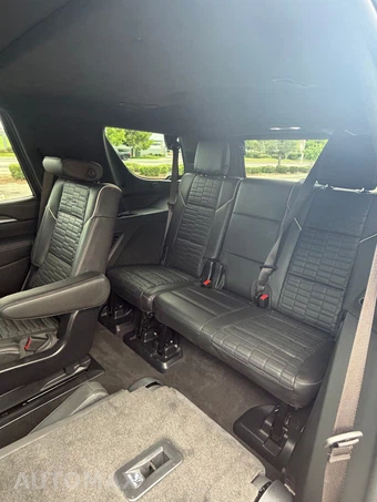 2025 Cadillac Escalade V-Series - miniatura 17