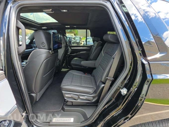 2025 Cadillac Escalade V-Series - miniatura 10