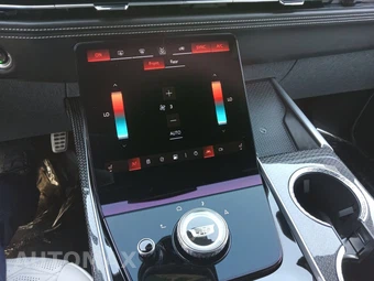 2025 Cadillac Escalade V-Series 1SD - miniatura 17