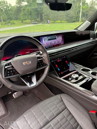 2025 Cadillac Escalade V-Series 1SD - miniatura 5