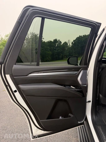 2025 Cadillac Escalade V-Series 1SD - miniatura 6