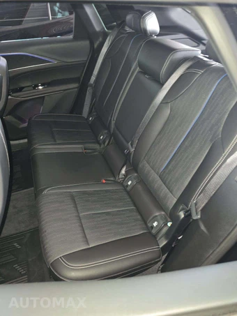 2025 Cadillac LYRIQ Luxury 1 w/1SC - miniatura 13