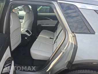 2025 Cadillac LYRIQ Luxury 1 w/1SC - miniatura 13