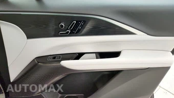 2025 Cadillac LYRIQ Luxury 1 w/1SC - miniatura 39