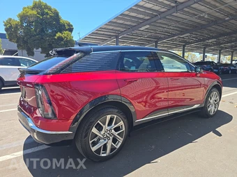 2025 Cadillac OPTIQ Luxury 2 w/1SE - miniatura 4