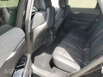 2025 Cadillac OPTIQ Luxury 2 w/1SE - miniatura 6