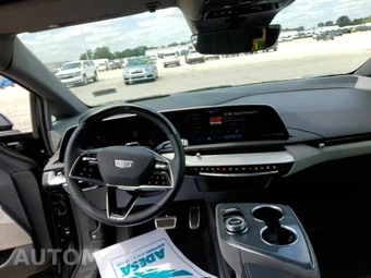 2025 Cadillac OPTIQ Luxury 2 w/1SE - miniatura 8