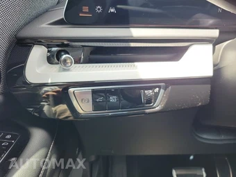 2025 Cadillac OPTIQ Sport 2 w/1SH - miniatura 31