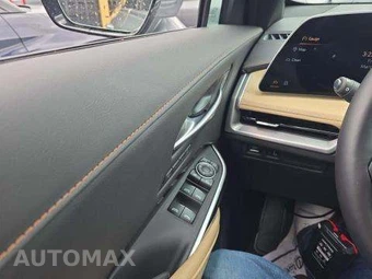 2025 Cadillac XT4 Premium Luxury 1SD - miniatura 23