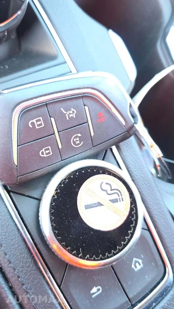 2025 Cadillac XT4 Premium Luxury 1SD - miniatura 17