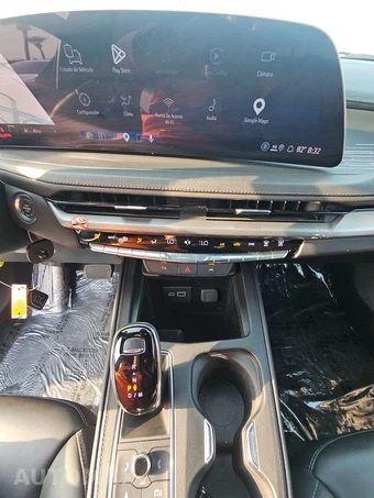 2025 Cadillac XT4 Premium Luxury 1SD - miniatura 11