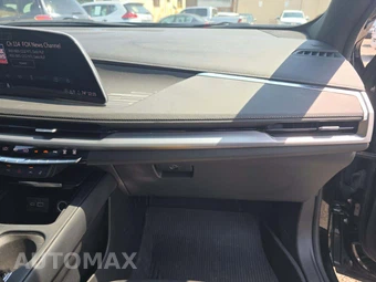 2025 Cadillac XT4 Premium Luxury 1SD - miniatura 16