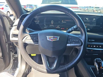 2025 Cadillac XT4 Premium Luxury 1SD - miniatura 16