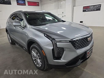 2025 Cadillac XT4 Premium Luxury 1SD - miniatura 3