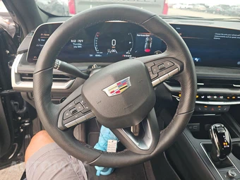 2025 Cadillac XT4 Sport 1SG - miniatura 10