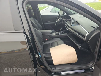 2025 Cadillac XT4 Sport 1SG - miniatura 8