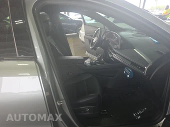 2025 Cadillac XT4 Sport 1SG - miniatura 8
