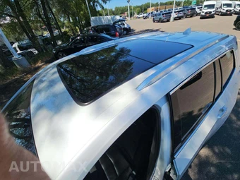 2025 Cadillac XT6 Luxury - miniatura 9