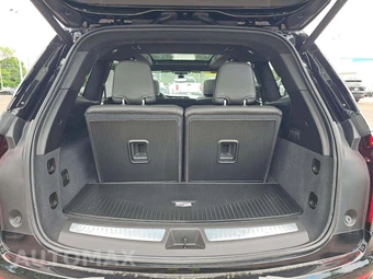 2025 Cadillac XT6 Premium Luxury - miniatura 12