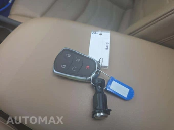 2025 Cadillac XT6 Sport - miniatura 8