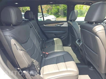 2025 Cadillac XT6 Sport - miniatura 14