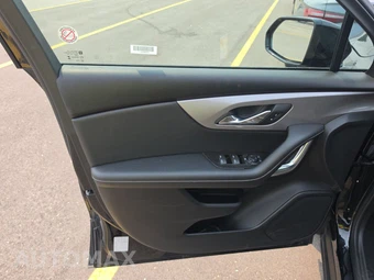 2025 Chevrolet Blazer LT 2LT - miniatura 9
