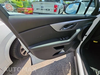 2025 Chevrolet Blazer LT 2LT - miniatura 9