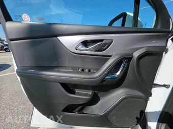 2025 Chevrolet Blazer LT 2LT - miniatura 9