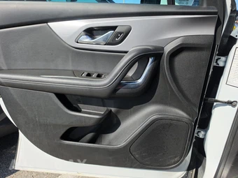 2025 Chevrolet Blazer LT 2LT - miniatura 9