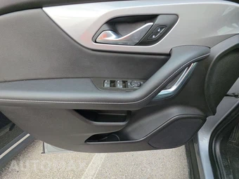 2025 Chevrolet Blazer LT 2LT - miniatura 9
