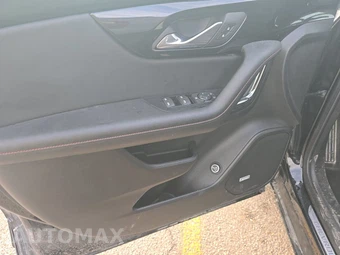 2025 Chevrolet Blazer RS 1RS – miniatura 9