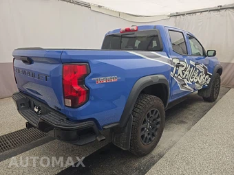 2025 Chevrolet Colorado Trail Boss Crew Cab Short Bed 0TR - miniatura 4