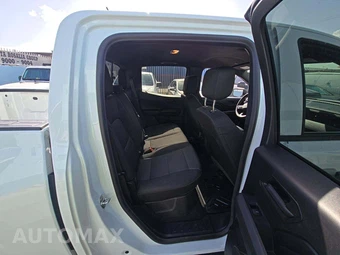 2025 Chevrolet Colorado WT Crew Cab Medium Bed 2WT - miniatura 13