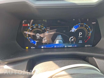 2025 Chevrolet Colorado WT Crew Cab Medium Bed 2WT - miniatura 6