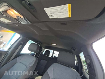 2025 Chevrolet Colorado WT Crew Cab Medium Bed 2WT - miniatura 8