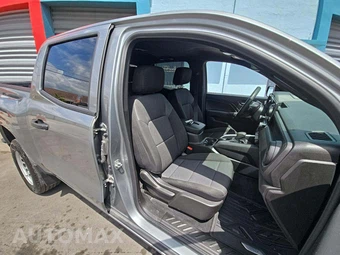 2025 Chevrolet Colorado WT Crew Cab Medium Bed 2WT - miniatura 15