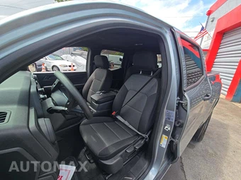 2025 Chevrolet Colorado WT Crew Cab Medium Bed 2WT - miniatura 3