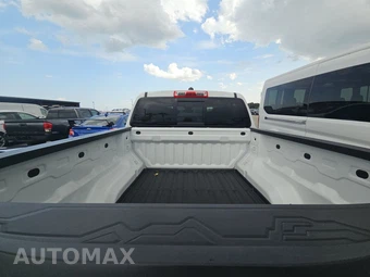 2025 Chevrolet Colorado WT Crew Cab Medium Bed 2WT - miniatura 16