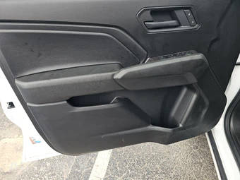 2025 Chevrolet Colorado WT Crew Cab Medium Bed 2WT - miniatura 9