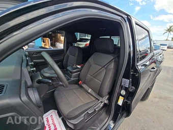 2025 Chevrolet Colorado WT Crew Cab Medium Bed 2WT - miniatura 3