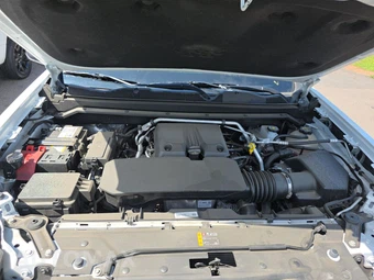 2025 Chevrolet Colorado WT Crew Cab Medium Bed 2WT - miniatura 15