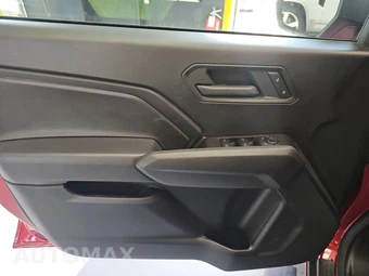 2025 Chevrolet Colorado WT Crew Cab Medium Bed 2WT - miniatura 9