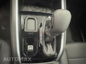 2025 Chevrolet Colorado WT Crew Cab Short Bed 2WT - miniatura 30