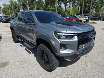 2025 Chevrolet Colorado ZR2 Crew Cab Medium Bed 4ZR - miniatura 4